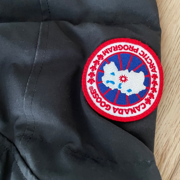 Canada Goose Winter Jacket - Picture 4 of 6